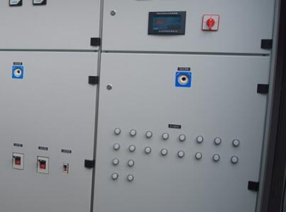 低压电柜无功补偿电容怎么更换
